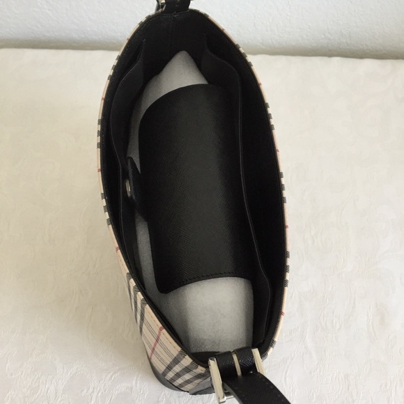 Burberry check tote - Picture 8 of 12